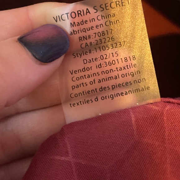 PINK Victoria's Secret Burgundy and Black Duffel Bag - Picture 5 of 6